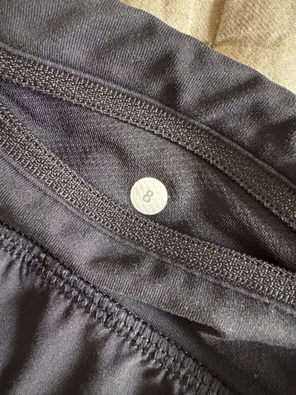 Lululemon | Speed Up Low Rise 2.5” Shorts Black 8 - Picture 8 of 9